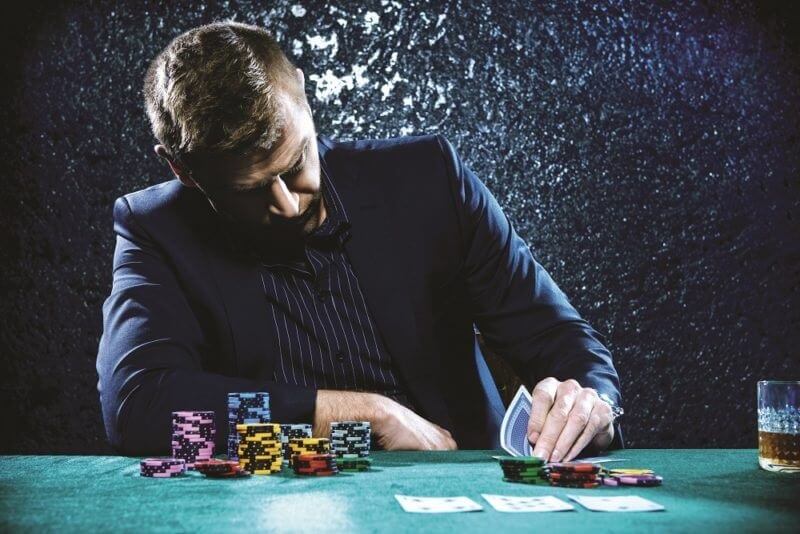 Các từ ngữ chỉ hành động chơi Poker